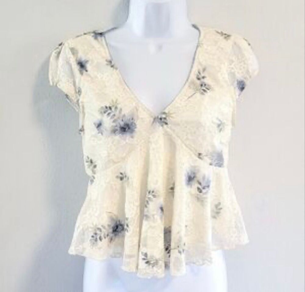 La Peche Ivory Blue Floral Lace Peplum Top Size M